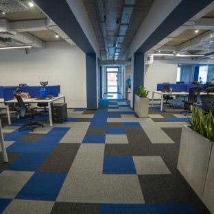 Madrid & Madrid Lines  - Karo Halı (Hollanda Stok)  $i